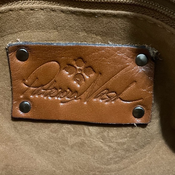 PATRICIA NASH Apricale Leather Convertible Croc Crossbody Purse Black Sliver - Picture 8 of 11